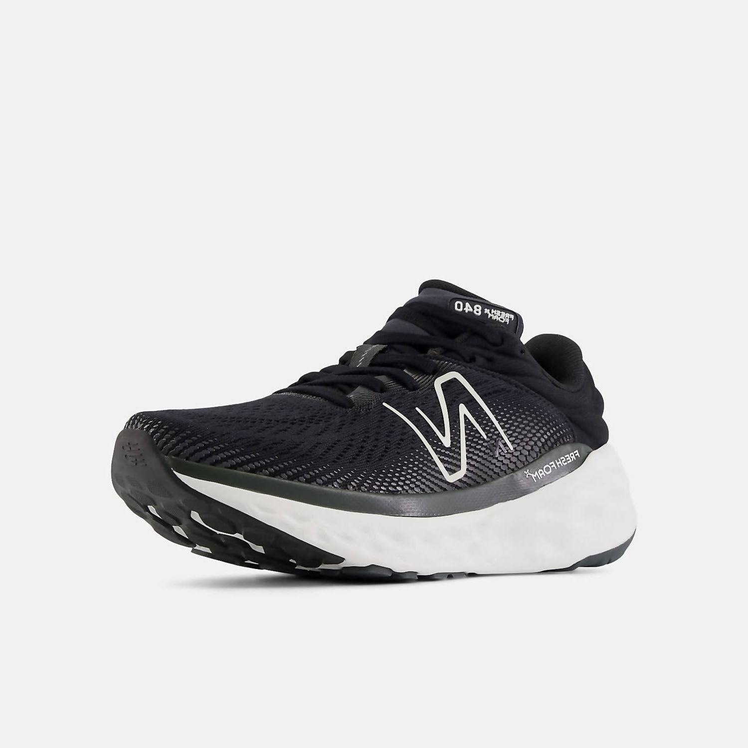 New Balance Women&#39;s 840V1 Running Shoe Size 11 B - $104.94