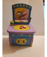 2012 Dora the Explorer Mami &amp; Papi Bedroom Dressing Table transfers to V... - $222.11 MXN