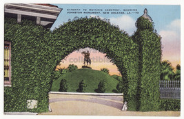 New Orl EAN S La, Metairie Cemetary Gateway Johnston Tomb Monument c1940s Postcard - £2.19 GBP