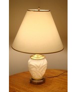 OPALESCENT BALUSTER STYLE GLASS TABLE LAMP - £174.24 GBP