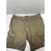 Tommy Hilfiger Cargo Shorts Mens Green Khaki Pockets Cotton Walking Size 36 - $24.95