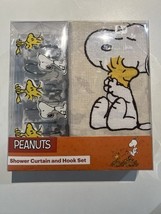 Peanuts shower curtain and hook set - $828.15 MXN
