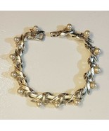 Vintage Faux Pearl Bracelet Silver tone Chain Fold Over Clasp - $372.89 MXN