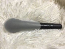 Authentic Mac 234 SE Split Fibre Make up cosmetic brush New - £14.89 GBP