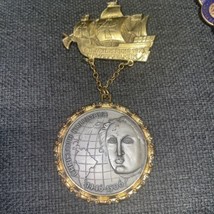 Christoph Kolumbus Orden badge Medal - $9.49