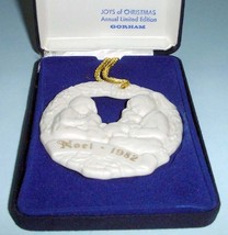 Gorham Noel Joys Of Christmas 1982 Ornament Medallion Christmas Puppies - £10.99 GBP