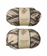 Yarn Bee Cozy Occasion Down Pillow 2 in lot - $15.55 CAD