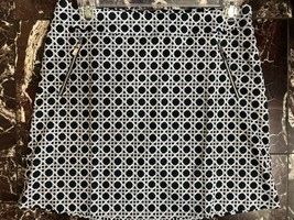 NWT Ladies TAIL Navy Blue, Gray &amp; White Helix Print Golf Skort - 10 &amp; 12  - $24.99