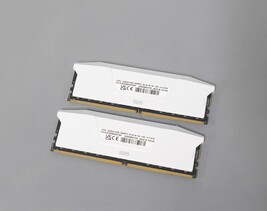 CORSAIR VENGEANCE RGB DDR5 32GB (2x16GB) 6400MHz CL36 XMP Desktop RAM - White image 3