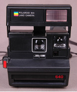 Vtg Polaroid 640-Rainbow-Flash-Land Camera - $37.39