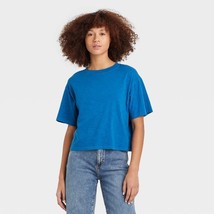NEW Women&#39;s Short Sleeve Boxy T-Shirt - Universal Thread™ XLG - £8.65 GBP