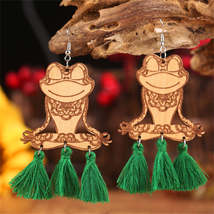 Green Polyester &amp; Wood Frog Tassel Drop Earrings - £11.21 GBP