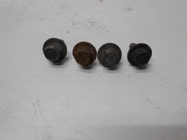 2008 Honda Accord Electric Radiator Fan Bolts - $564.18 MXN