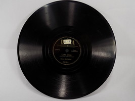 Mills Brothers Shellac Record Decca 25046 Lazy River / Cielito Lindo - £9.34 GBP