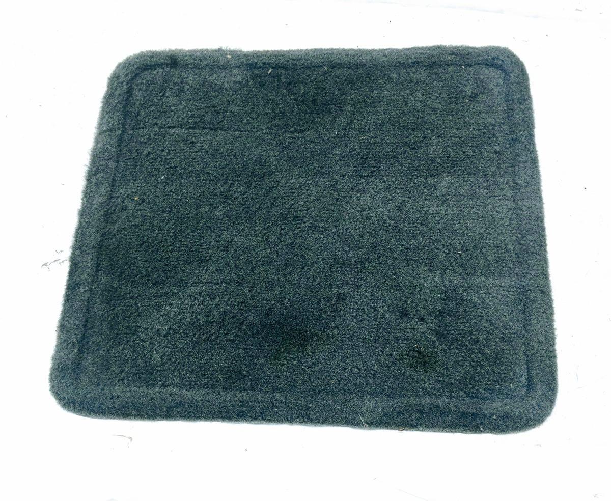 Ford F77J-7813106-AAW 1995-2001 Explorer Gray Rear Carpeted Floor Mat OE... - $29.67