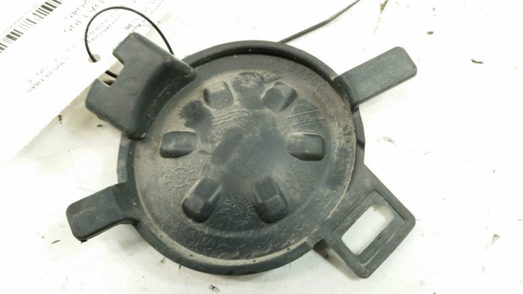2005 Nissan Altima Front Bumper Fog Light Insert Trim Bezel Left Driver ... - $34.94