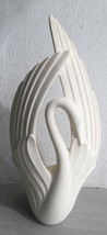 Haeger 1996 Ceramic Large Swan White Textured Finish Collectible Pottery Display - £138.41 GBP