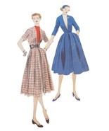 Vtg 1952 Vogue Pattern 7761 One Piece Dress and Blouse Size 14 Bust 32 H... - $507.58 MXN