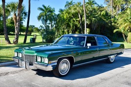 1972 Cadillac Fleetwood Brougham green | 24x36 inch POSTER | vintage classic car - £15.60 GBP