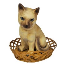 Vtg Porcelain Siamese Cat Figurine in Wicker Bed 5&quot; MCM Feline Kitten Decor - £9.64 GBP