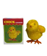 Vintage Chick Clockwork Fuzzy Yellow Wind-Up Chick Hong Kong - $227.70 MXN