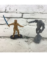 Star Wars Cake Topper Plastic Figures Lot Of 2 Luke Skywalker With Battl... - £7.73 GBP