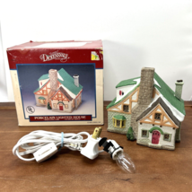 1993 Lemax Dickensvale Collectibles, Porcelain Lighted House, Green Roof - $29.99