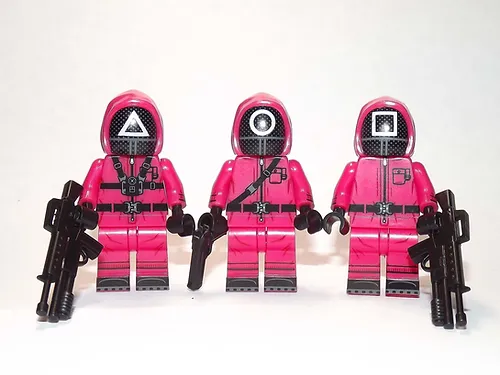 SM Game Manager set Squid Game Netflix Horror TV Show Custom Minifigures  - $21.80