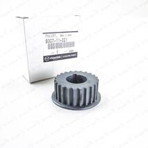 Genuine OEM Mazda Miata MX-3 Engine Crankshaft Gear Timing Pulley B3C7-1... - €42,63 EUR