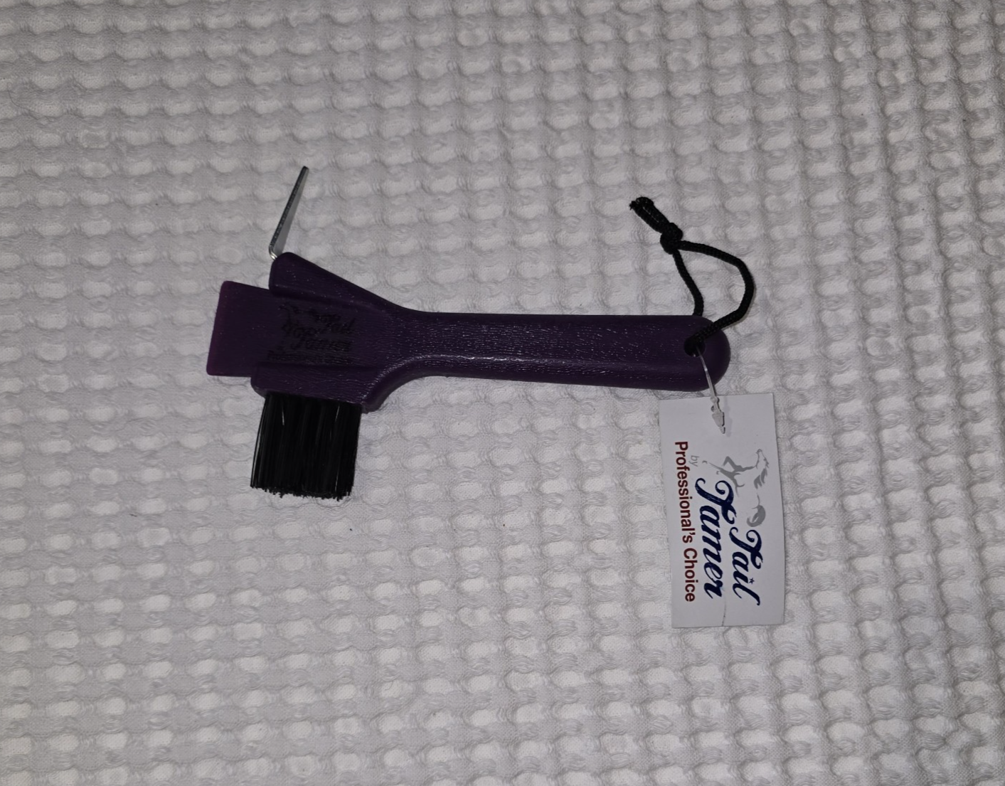 Tail Tamers Professional Choice Heavy Economy Pick Horse Tool Purple - $9.50