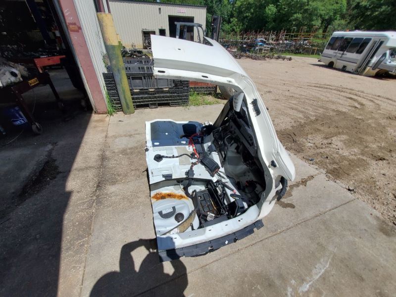 2017 2018 2019 2020 2021 2022 Maserati Levante OEM Right Rear Quarter Cut Panel  Item image 2