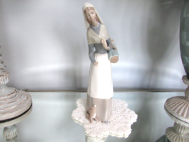 Lladro Figurine 1034 Shepardess Lady with Dog 10.5&quot; Spain - $1,663.62 MXN