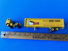 winross diecast hobby towne semi truck - $88.11