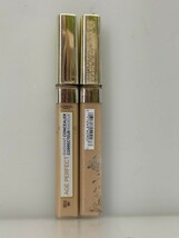Lot of 2 L&#39;Oreal Paris Age Perfect Radiant Concealer (0.23oz/6.8mL) 235-... - $9.79