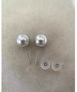 Exceptional 8mm Japanese Silver Madama Akoya Pearl 18K White Gold Stud E... - $264.99 CAD