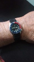 Seiko Diver 17 Jewel 4205-014B 150 Meter automatic watch in an Excellent... - $120.00
