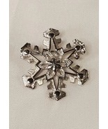 VTg SARAH COVENTRY Brooch Snowflake Silver Tone  Christmas Winter 1 1/2&quot;... - £7.90 GBP