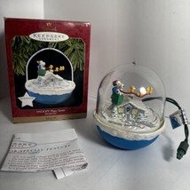 Hallmark Keepsake ornament - Snoopy Plays Santa - Peanuts, 1997 (Motion) - £14.86 GBP