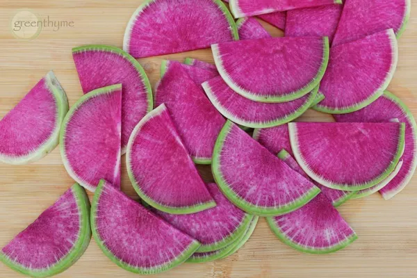 Watermelon Radish 500 Seeds Mild Sweet Flavor Roasted Fresh Garden - £5.98 GBP