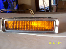 1975 1978 Cadillac Eldorado Bumper Right Marker Signal Light Lens Crack Used Oem - £116.28 GBP