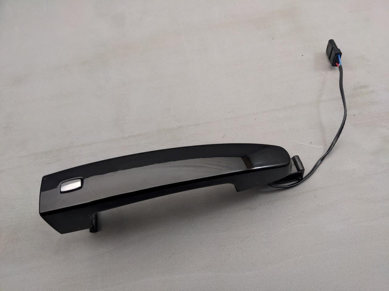 OEM Chevy Impala Blazer RH or LH Rear Exterior Door Handle Black 8555 GBA - $24.74