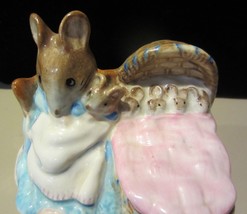 BEATRIX POTTER HUNCA MUNCA MOTHER MOUSE AND BABIES FIGURIN - SUPER - £18.64 GBP