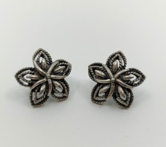 Vintage Flower Clip On Earrings Silver Unsigned 1&quot; - $24.99