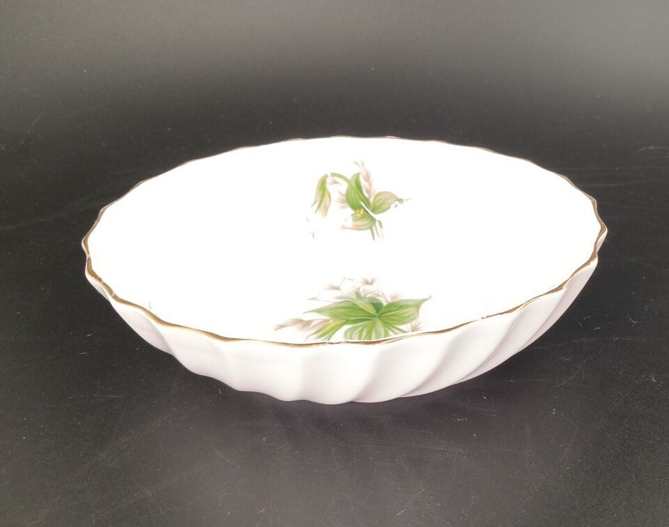 Royal Adderley Bone China Berry Bowl, &quot;Trillium Canadian Provincial Flow... - $16.00
