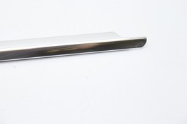 10-13 MERCEDES-BENZ C207 COUPE FRONT RIGHT PASSENGER DOOR CHROME MOLDING E2105 image 5