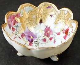 Kutani 3 Footed Little Bowl or Sauce Dish Hand Painted Flowers &amp; Gold De... - £10.38 GBP
