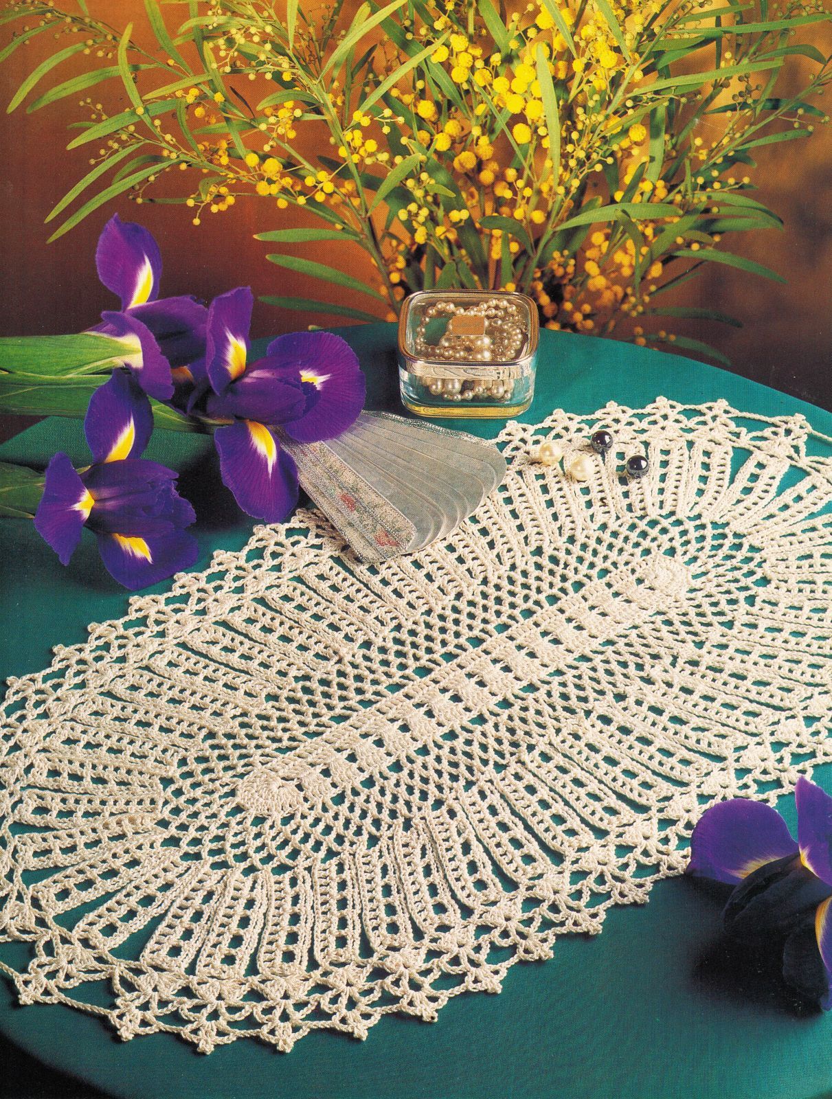 Primary image for 7X Ovalissimo Iris Oval Table Topper Mat Scrolls Palms Fan Doily Crochet Pattern