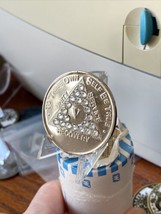 5 Year AA Medallion Clear Diamond Like Crystal Nickel Plated Sobriety Chip - $292.50 MXN