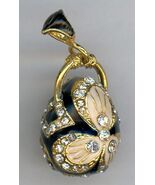 Russian Faux Pendant Black/White 4 quad 4 set patterns w/crystals, insid... - $1,304.26 MXN