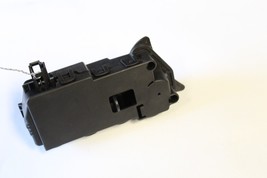 2005-2010 VOLVO S40 V50 FUEL GAS DOOR LID OPENER RELEASE MOTOR J1612 image 9